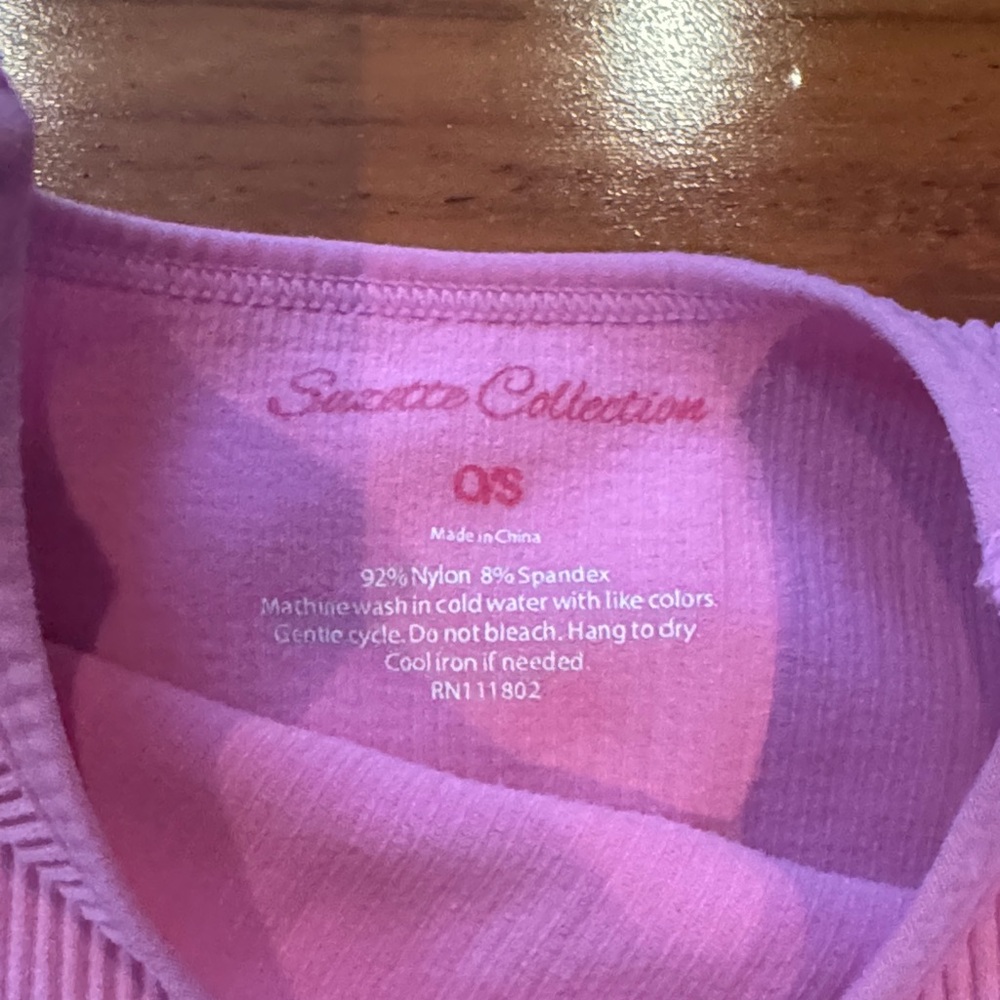Pink Ribbed Crop Top - Picture 2 of 3